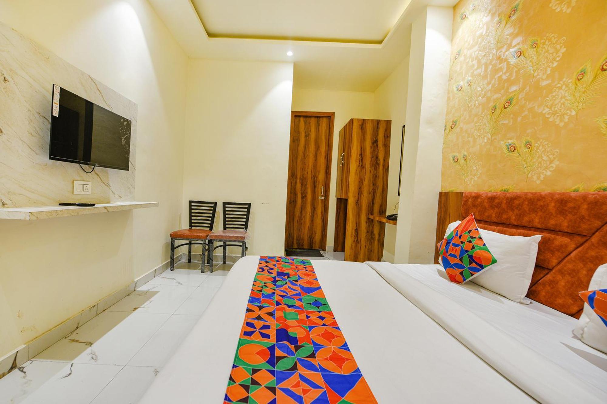 Fabhotel Dm Residency Amritsar Exterior foto